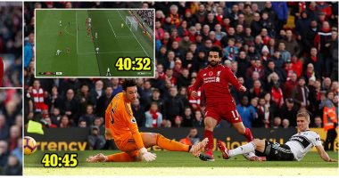  "متصدر لا تكلمنى".. محمد صلاح يقود ليفربول لصدارة الدورى الإنجليزى "مؤقتاً" وينتظر هدية يونايتد فى ديربى مانشستر.. الفرعون يسجل فى فوز الريدز على فولهام بثنائية ويرفع رصيده لـ6 أهداف.. وأليسون يصنع التاريخ