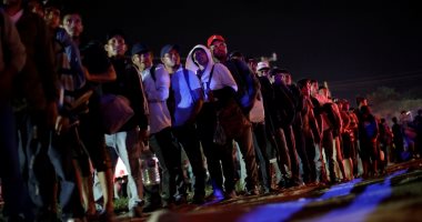 خفر السواحل اليوناني ينقذ 9 مهاجرين من الغرق ويبحث عن مفقودين قبال جزيرة إيفيا