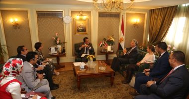 وزير التعليم العالى يستقبل السفير البريطانى الجديد