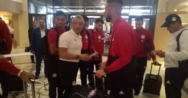 شاهد.. وصول المنتخب الوطنى إلى مقر إقامته ببرج العرب استعداداً لتونس