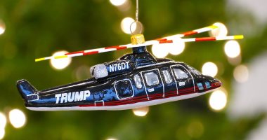 شوف أسعار هدايا وزينة الكريسماس فى "Trump Store" أغلاها بـ60 دولار