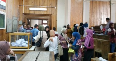 إقبال على جولة الإعادة فى انتخابات الطلاب بالإعلام والسياسة فى جامعة القاهرة