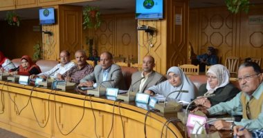 محافظ الإسماعيلية يؤكد رفع درجة الاستعداد لاستقبال الشتاء ومواجهة السيول
