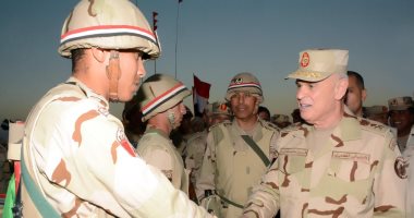 الفريق محمد فريد يشهد المرحلة الرئيسية لمشروع "إعصار 56" بالجيش الثالث