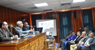 محافظ أسوان يفتتح ورشة عمل "تعظيم الفائدة من زراعة نخيل البلح"