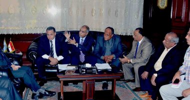 محافظ الأقصر يستقبل وفد الاتحاد المصرى للكانوى والكياك لتنظيم البطولة العربية التاسعة