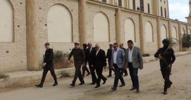 مدير أمن البحيرة يتفقد تأمين الكنائس والخدمات الأمنية بحوش عيسى وأبو المطامير