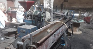 ضبط صاحب مصنع بدون ترخيص لإنتاج وتصنيع خلاطات المياه المغشوشة