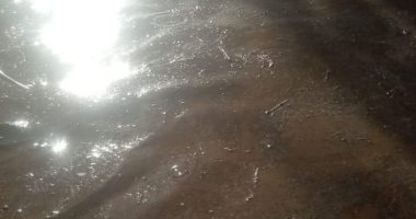 صور.. أمطار وسيول تغرق شوارع عزبة سعيد بقرية المعابدة بأسيوط