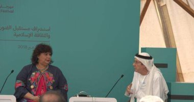 وزيرة الثقافة تطالب بتدشين موقع إلكترونى للفنون التراثية الإسلامية