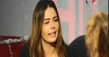 الخميس المقبل.. هنادى مهنا ووالدها ضيفا منى الشاذلى فى "معكم"