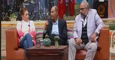 "أنا وبنتى" يطرح سؤال "ليه إحنا بنشتغل؟".. ويجاوب بيومى فؤاد وليلى عز العرب