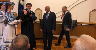 جامعة بيلاروس تمنح رئيس النواب لقب أستاذ فخرى.. وعبد العال يستعرض الإنجازات