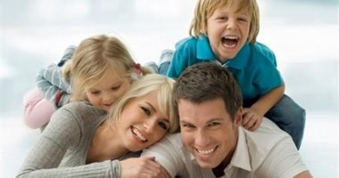 7 عادات غير صحية لازم تبعد عنها.. منها قضم الأظافر