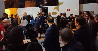 صور .. وصول منتخب تونس ملعب برج العرب لمواجهة مصر