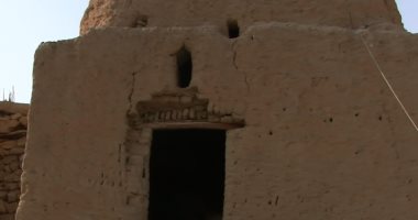 البدرى ضيف يطالب بإزالة المقابر المخالفة وتغليظ عقوبة التعدى على أرض الدولة