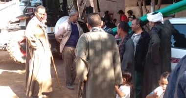 محافظ أسيوط: تركيب خط مياه جديد بعزبة سعيد بأبنوب وترميم المنازل المتضررة