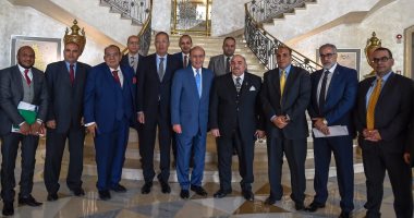 مهاب مميش: نبحث عقود استثمار  جديدة فى العين السخنة بـ 10 مليارات دولار (صور)