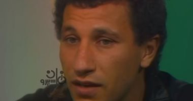 فيديو من الزمن الجميل.. مديحة كامل "بتغشش" الخطيب فى برنامج لسناء منصور