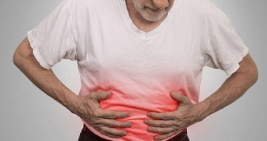 اعراض مرض كرون عديدة منها الإسهال والحمى