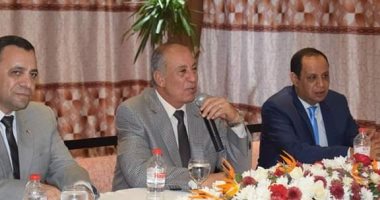 محافظ البحر الأحمر يلتقى بوفد أكاديمية ناصر العسكرية فى الغردقة 