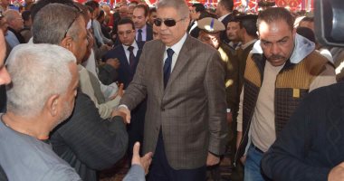 صور.. محافظ المنيا يشهد جلسة صلح بين عائلتين بمركز ملوى