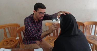 صور .. الكشف على 450 حالة فى قافلة طبية برعاية جامعة المنوفية