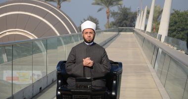 أسامة الأزهرى يكشف تفاصيل مبادرة "أسبوع الوطن": 19 دولة تواصلت معى بشأن المبادرة . ومؤتمر صحفى قريبا.. وكيل دينية البرلمان لـ "العالم: انتظروا من أرض مصر أبناء يصنعون الحضارة ويقدمون الخير للبشرية