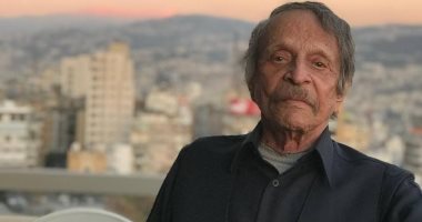 مثقفو الكويت يتذكرون إسماعيل فهد إسماعيل بالشعر والصور والمقالات
