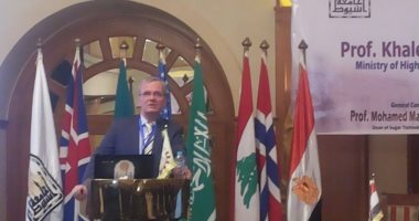 أمريكا وألمانيا والسعودية يعرضون تجاربهم فى صناعة السكر بمؤتمر جامعة أسيوط 