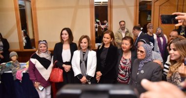 صور.. آمنة نصير تدعو لترشيد متطبات الزواج للقضاء على ظاهرة الغارمات