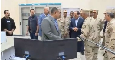 شاهد.. السيسى يتفقد تطورات الأعمال بمشروع أنفاق قناة السويس