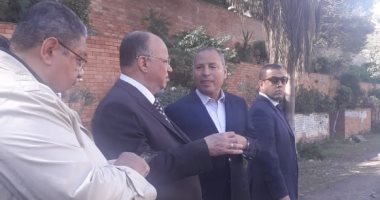 محافظ القاهرة يتفقد شوارع العاصمة للوقوف على شفط مياه الأمطار