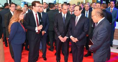 بالفيديو مصر غنية بالمبدعين.. وزارة الاتصالات تستعرض إنجازاتها التكنولوجية.. تصدير خدمات تعهيد بقيمة 3.2 مليار دولار لأكثر من 100 دولة.. وإنشاء معمل إقليمى لرعاية الإبداع التكنولوجى فى أفريقيا.. وميكنة الخدمات 