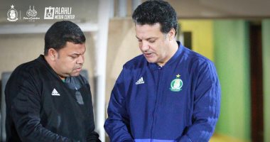 مدرب حراس الأهلى السابق ينضم لتدريبات أهلى طرابلس الليبى.. صور
