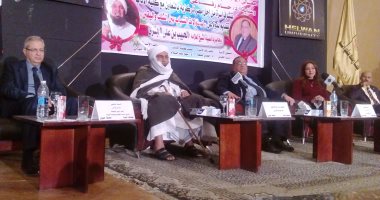 الحبيب الجفرى يشارك فى ندوة "تساؤلات الشباب بين الشك واليقين" بجامعة حلوان