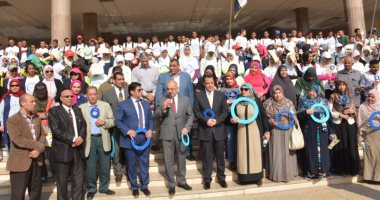 صور.. انطلاق مارثوان "المشى يحميك من السكر" بمشاركة 500 طالب بجامعة أسيوط