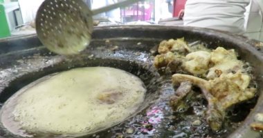 فيديو.. رغيف السمين.. قصة "فياجرا شعبية" فى متناول الجميع