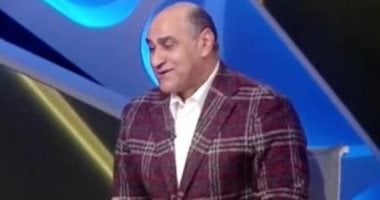 موجة سخرية من "جاكيت" خالد بيومى.. والمحلل يكشف عن أظرف تعليق أعجبه