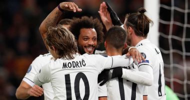 بيل وبنزيما يقودان هجوم ريال مدريد ضد فالنسيا في الدوري الإسباني