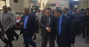 صور.. محافظ الإسكندرية يتفقد مستشفى دار إسماعيل ومنطقة اللبان