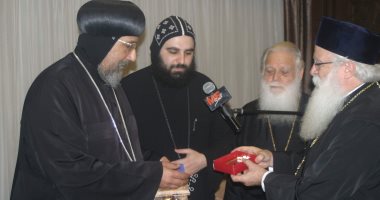 وفد الكنيسة اليونانية يزور بالمركز الثقافى القبطى بالكاتدرائية فى العباسبة 