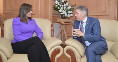 وزيرة الهجرة تستقبل السفير الكندى جيس داتون لبحث التعاون بشأن الجاليات