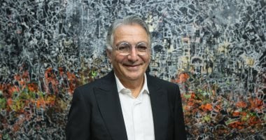 أحمد فريد: معرضى يبرز جمال المدينة المختلط بها الفوضى 