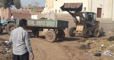 فى استجابة لما نشر.. إزالة مخلفات القمامة بمقابر سيدى غازى