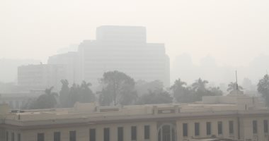 صور.. عاصفة ترابية فى سماء الجيزة والقاهرة.. والأرصاد تحذر المواطنين