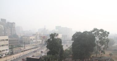 عاصفة ترابية فى سماء الجيزة والقاهرة.. والأرصاد تحذر المواطنين