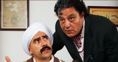 أحمد مكى يسترجع ذكريات تصوير "الكبير أوى" مع الراحل حسين الإمام