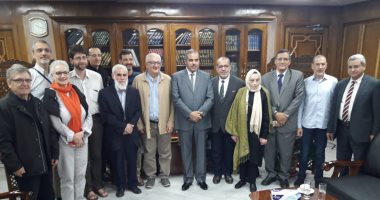 رئيس جامعة الأزهر لوفد أجنبى: مناهجنا تقوم على تعددية الفكر واحترام الآخر