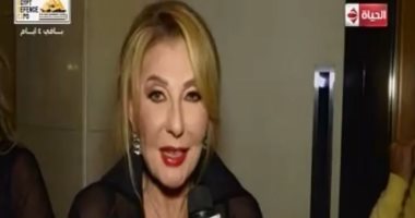 نادية الجندى: "أنا أكتر فنانة حفرت فى الصخر.. وأعمالى ذات قيمة أدبية"